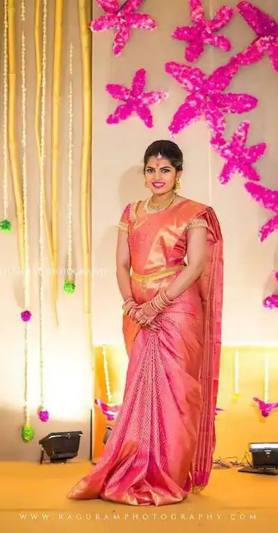 KP 2098 Peach Soft Lichi Silk Cloth Saree Perfect for Wedding, Party, Family Gatherings, Sangeet, Ethnic Day – . Festive Deal ₹1349. Delivery 4-6 Workin | Creative Sarees, Bollywood Sarees, Designer Sarees, Embroidered Sarees, Ethnic Saree, Modern Digital sarees, Party Wear Sarees, Sarees