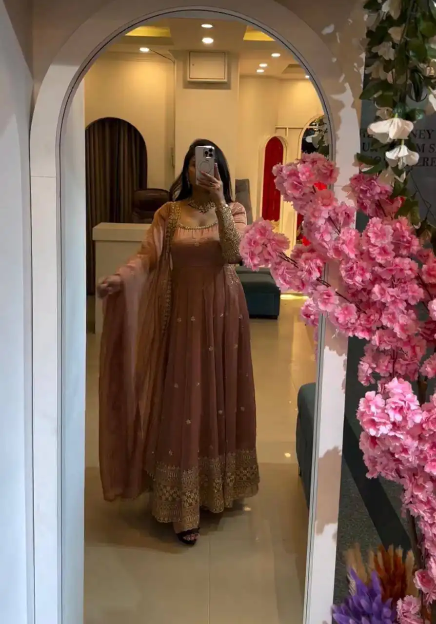 ZB 5069 Pink Gold Crazy Gown Perfect for Wedding, Party, Mehendi, Anniversary, Onam – . Grab it for ₹2099. Delivery 4-6 Working Days. Shop now. | Bollywood Gowns, Creative Gowns, Designer Gowns, Embroidered Gowns, Gowns, Party Wear Gowns