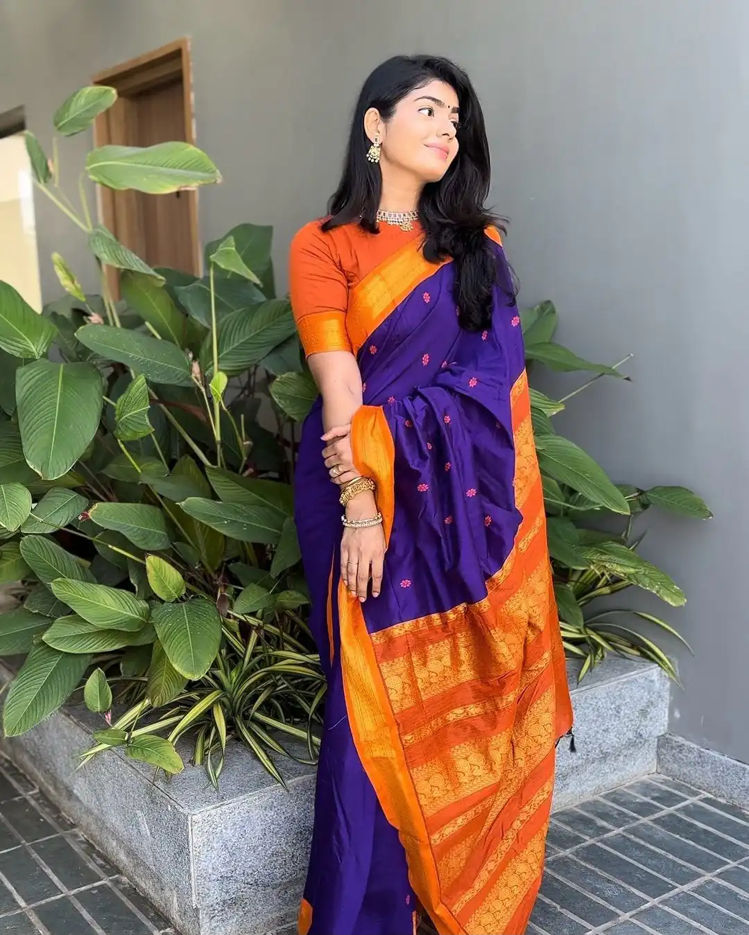 KP 6092 Royal Blue Soft Lichi Silk Cloth Saree Perfect for Wedding, Party, Family Gatherings, Sangeet, Festive Deal ₹1449. Delivery 4-6 Working Days | Creative Sarees, Bollywood Sarees, Designer Sarees, Embroidered Sarees, Ethnic Saree, Modern Digital sarees, Party Wear Sarees, Sarees