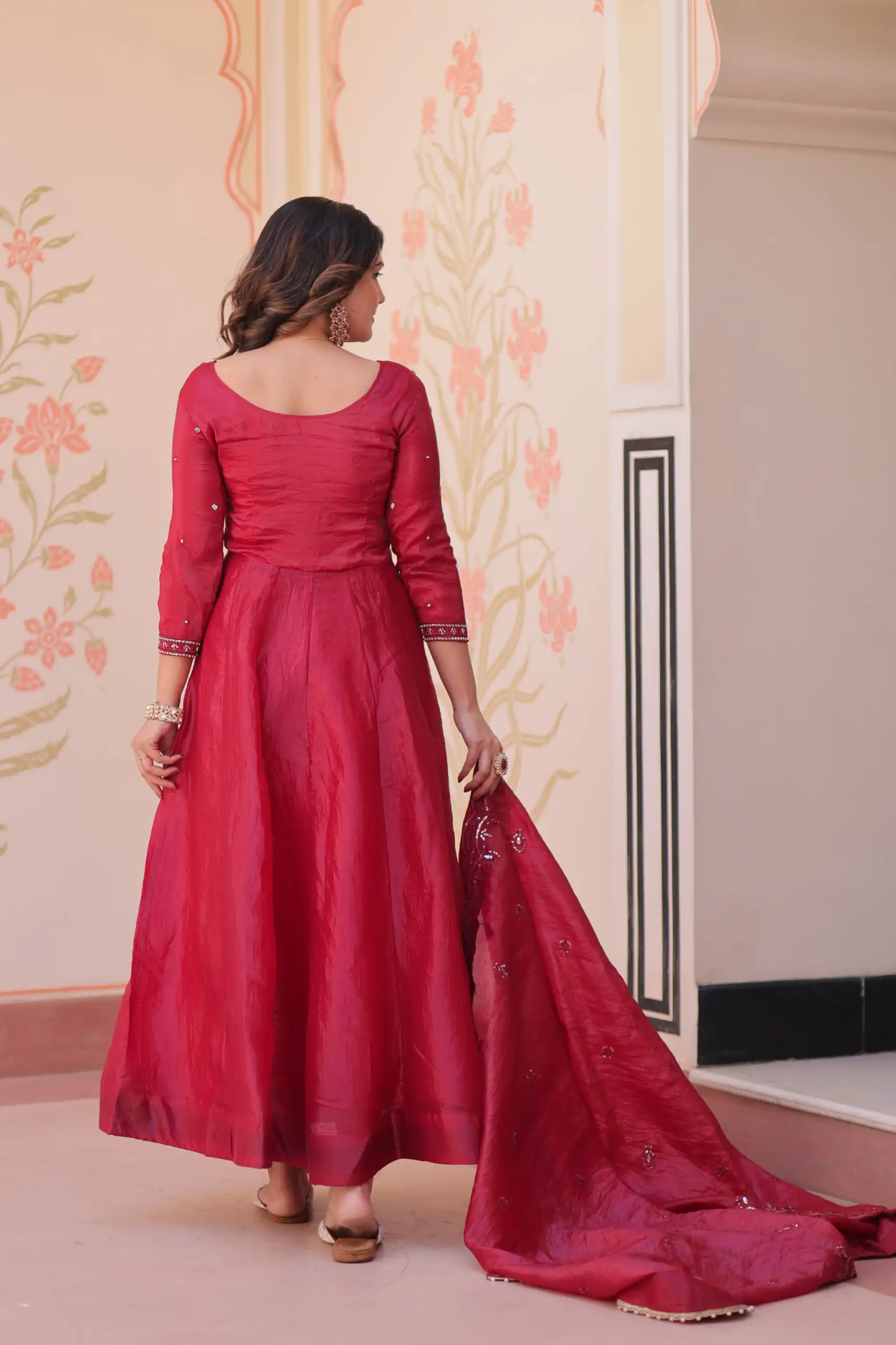 KA 1230 Red in Gold Crush Zari Work & Embroidery Work Gown . Affordable Price ₹1999. Delivery 4-6 Working Days. Shop now. | Bollywood Gowns, Creative Gowns, Designer Gowns, Embroidered Gowns, Gowns, Party Wear Gowns