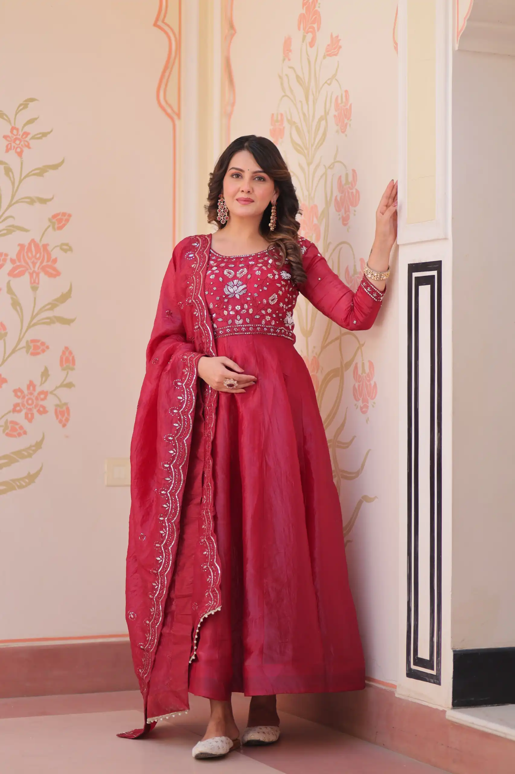 KA 1230 Red in Gold Crush Zari Work & Embroidery Work Gown . Affordable Price ₹1999. Delivery 4-6 Working Days. Shop now. | Bollywood Gowns, Creative Gowns, Designer Gowns, Embroidered Gowns, Gowns, Party Wear Gowns