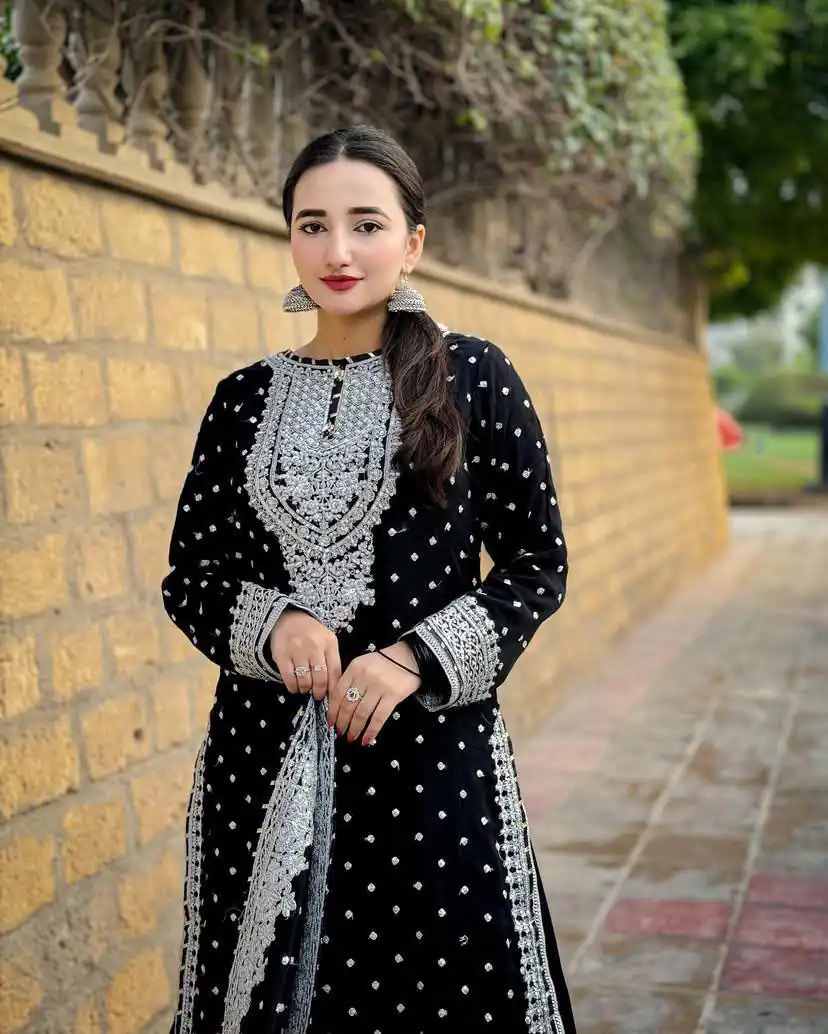 ZB 5064 Black Faux Georgette Salwar Suit with Embroidery Work. Available at ₹2049 only. Delivery 4-6 Working Days. Shop now. | Casual Suits, Jump Suits, Creative suits, Designer Suits, Palazzo Suits, Party Wear Suits, Patiala Suits, Salwar suit, Straight Suits