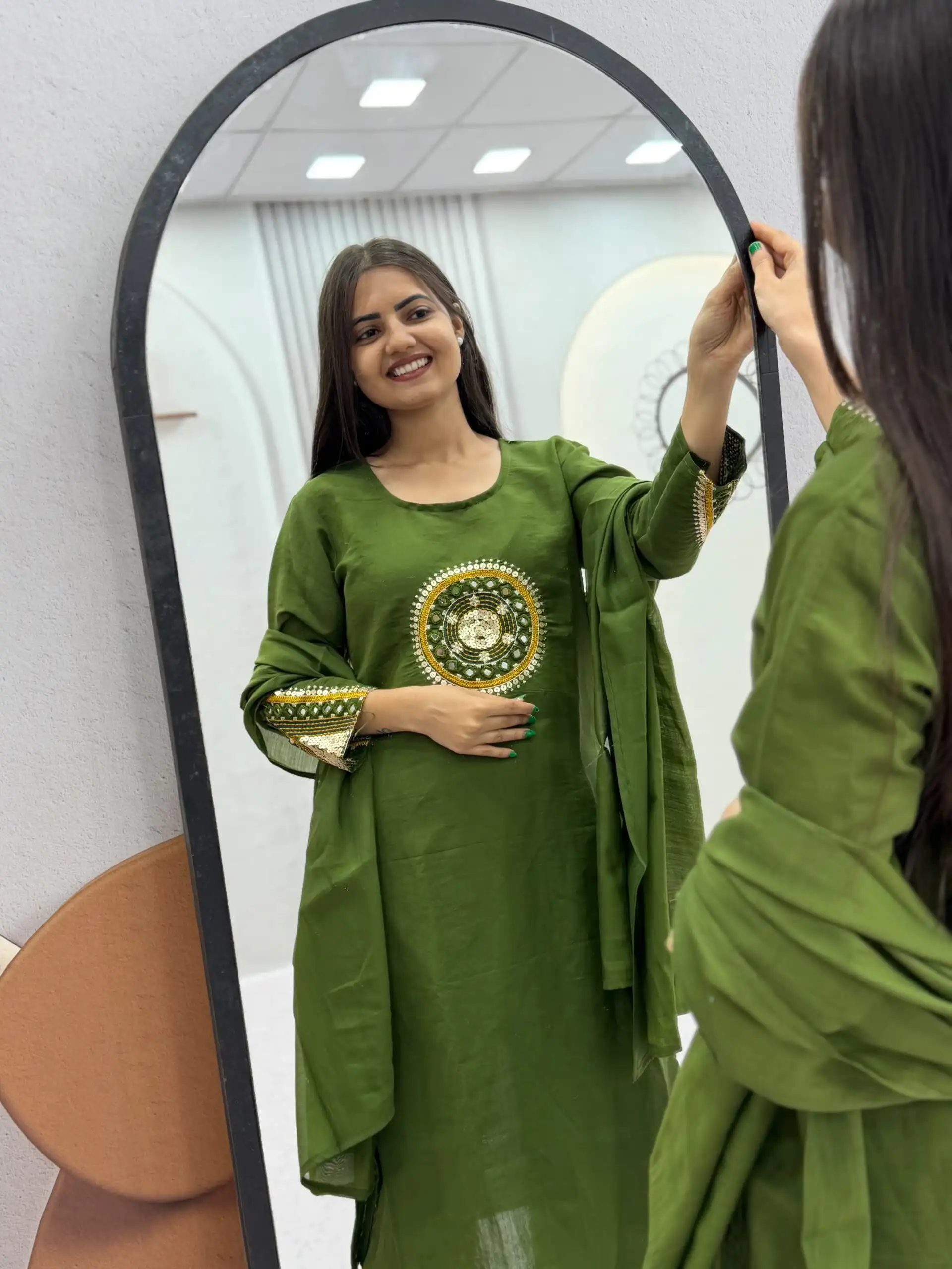 Aglow Green Roman Silk Hand Work Salwar Suit - Image 4