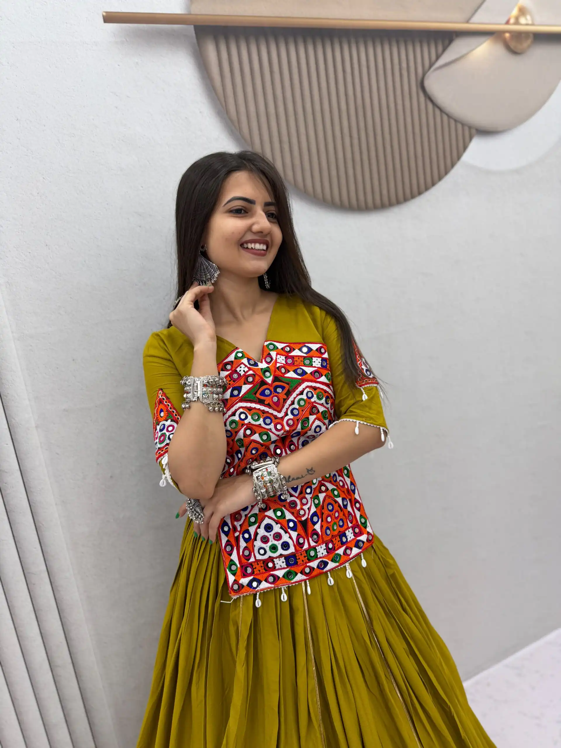 Aglow Mustered Pure Cotton Gamthi Work Lehenga Choli - Image 3