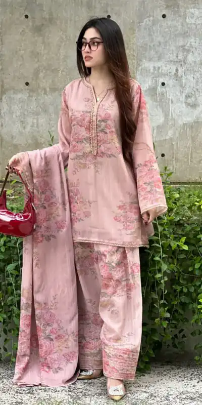 Alternative view of Fancy Light Pink Faux Georgette Digital Print Salwar Suit