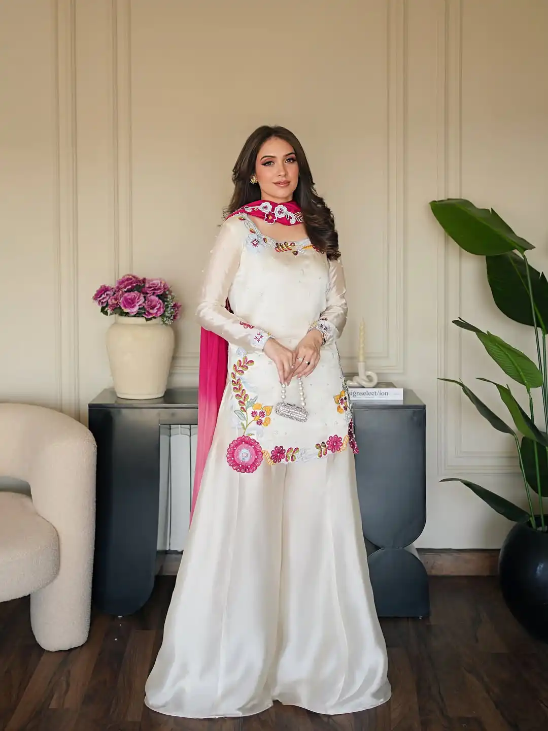 Pretty White Roman Glass Embroidery Work Salwar Suit - Image 4