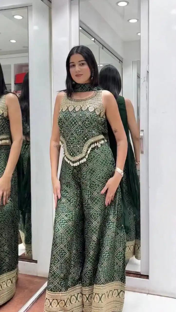 Shiny Green Faux Georgette Digital Print Salwar Suit - Image 2
