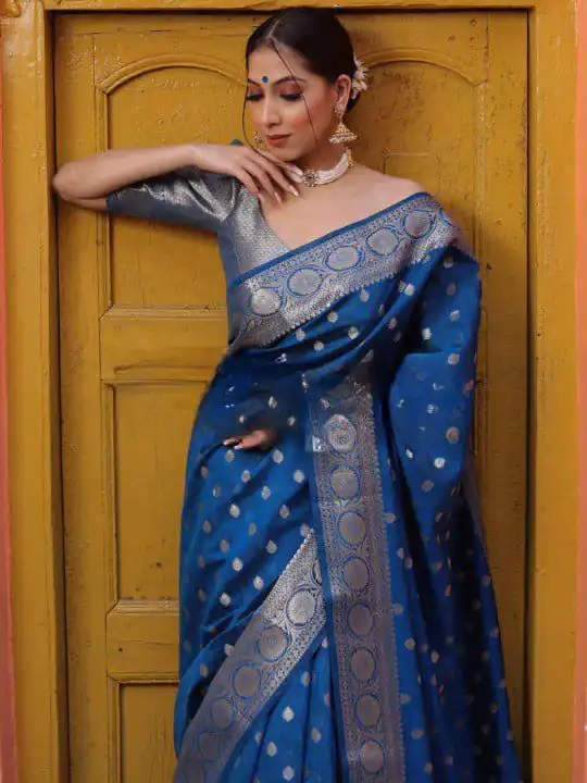Shiny Navy Blue Soft Lichi Silk Jacquard Lace Work Saree - Image 4