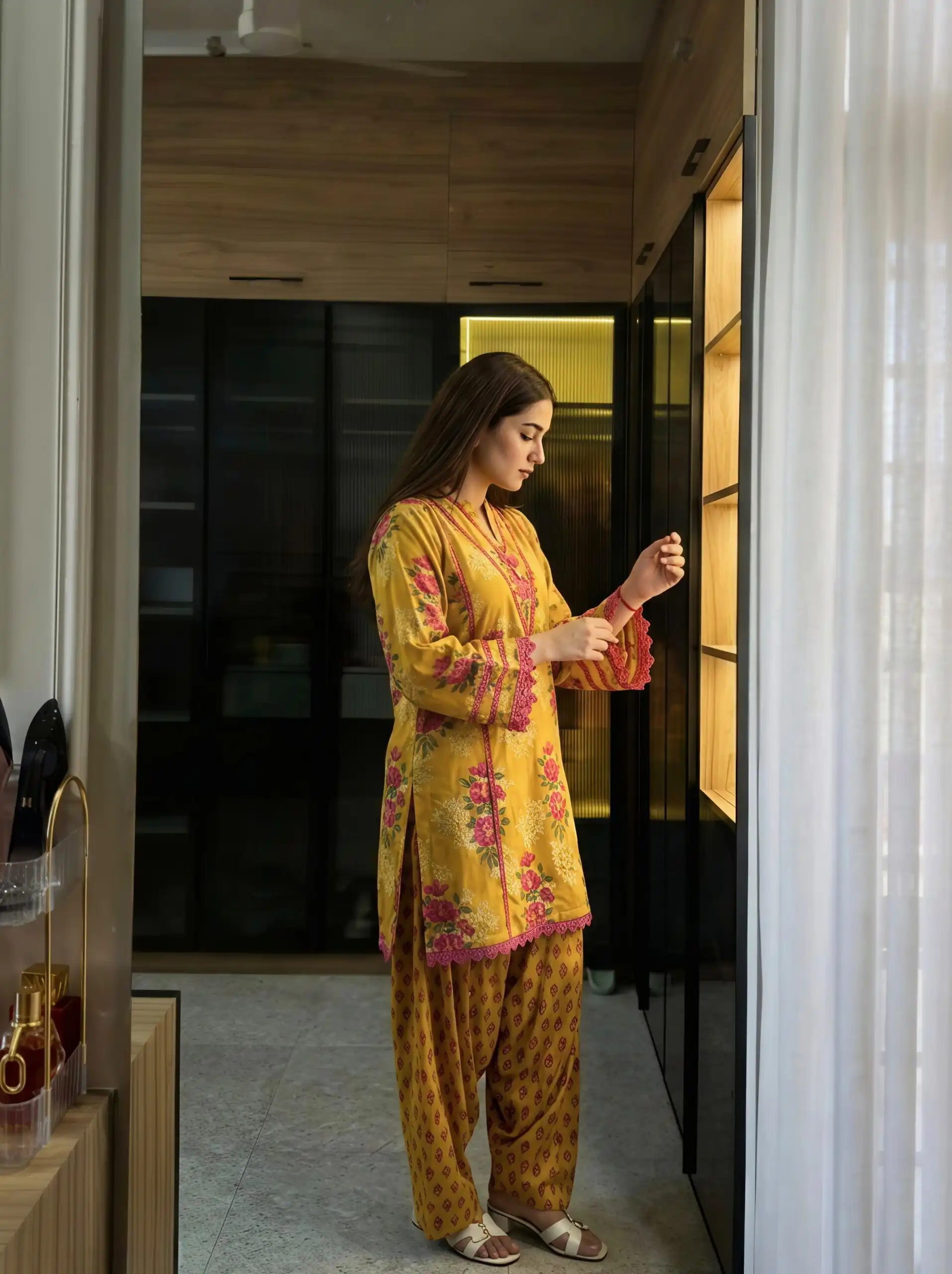 Trendy Yellow Natural Crep Digital Print Salwar Suit - Image 5