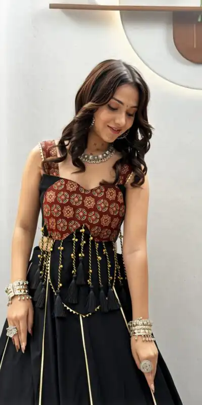 Ram 192 Black in Pure Cotton Mirror Work & Gamthi Work Lehenga Choli . Exclusive Offer ₹2849. Delivery 4-6 Working Days. Shop now. | Bollywood Lehenga, Creative Lehenga, Designer Lehenga, Embroidered Lehenga, Lehenga, Party Wear Lehenga