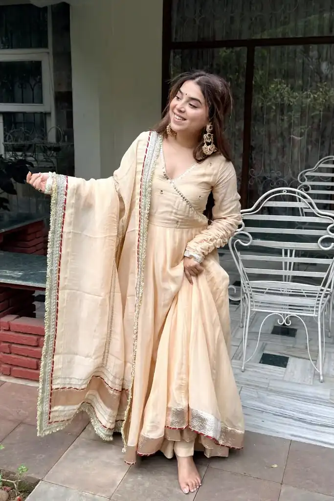 RTC 6048 Cream Tabby Organza Silk Gown with Hand Work & Mirror Work. Special Price ₹2549. Delivery 4-6 Working Days. Shop now. | Bollywood Gowns, Creative Gowns, Designer Gowns, Embroidered Gowns, Gowns, Party Wear Gowns