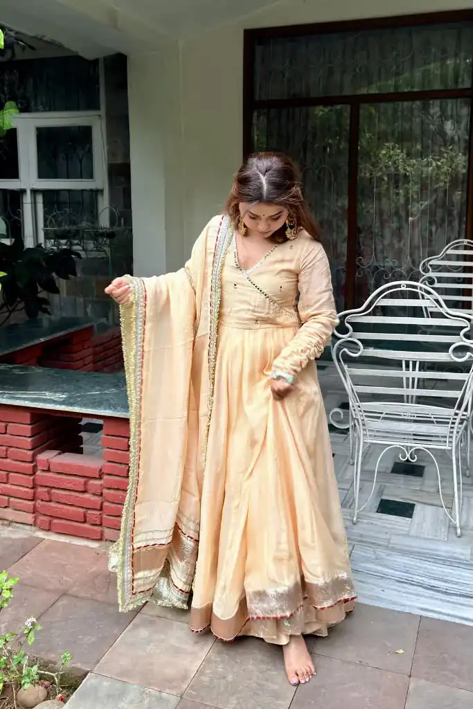 RTC 6048 Cream Tabby Organza Silk Gown with Hand Work & Mirror Work. Special Price ₹2549. Delivery 4-6 Working Days. Shop now. | Bollywood Gowns, Creative Gowns, Designer Gowns, Embroidered Gowns, Gowns, Party Wear Gowns