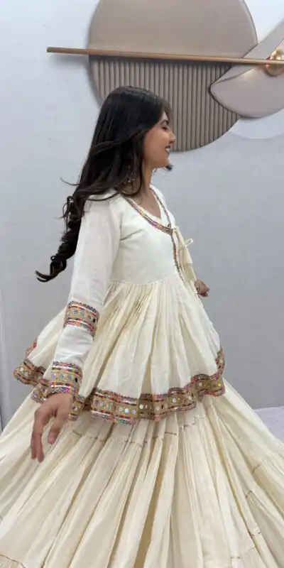 PC 596 Off White in Pure Cotton Mirror Work & Gamthi Work Lehenga Choli . Exclusive Offer ₹2999. Delivery 4-6 Working Days. Shop now. | Bollywood Lehenga, Creative Lehenga, Designer Lehenga, Embroidered Lehenga, Lehenga, Party Wear Lehenga