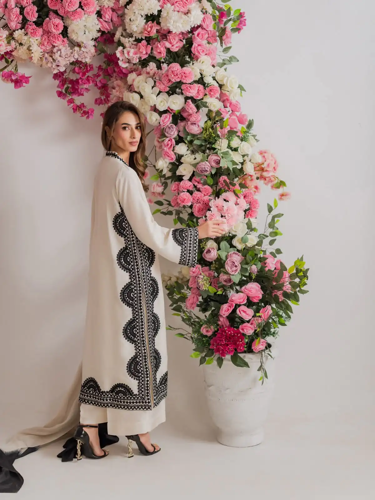 RTC 6060 White in Biscuit Slab. Thread Embroidery & Embroidery Work Salwar Suit Special Price ₹2399. Delivery 4-6 Working Days. Shop now. | Casual Suits, Jump Suits, Creative suits, Designer Suits, Palazzo Suits, Party Wear Suits, Patiala Suits, Salwar suit, Straight Suits