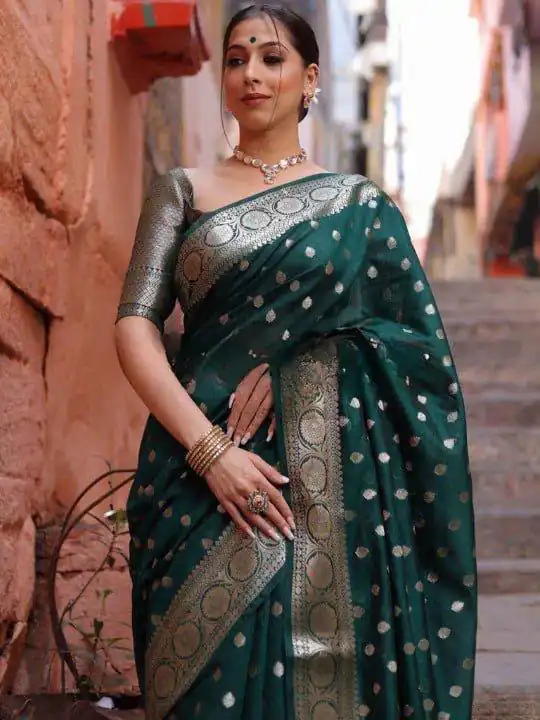 KP 7000 Green Soft Lichi Silk Cloth Saree Perfect for Wedding, Party, Family Gatherings, Sangeet, Ethnic Day – . Festive Deal ₹1549. Delivery 4-6 Working | Creative Sarees, Bollywood Sarees, Designer Sarees, Embroidered Sarees, Ethnic Saree, Modern Digital sarees, Party Wear Sarees, Sarees
