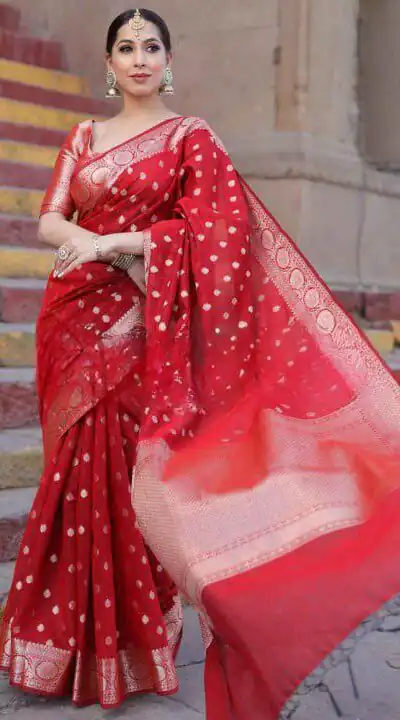 KP 7000 Red Soft Lichi Silk Cloth Saree Perfect for Wedding, Party, Family Gatherings, Sangeet, Ethnic Day – . Festive Deal ₹1549. Delivery 4-6 Working | Creative Sarees, Bollywood Sarees, Designer Sarees, Embroidered Sarees, Ethnic Saree, Modern Digital sarees, Party Wear Sarees, Sarees