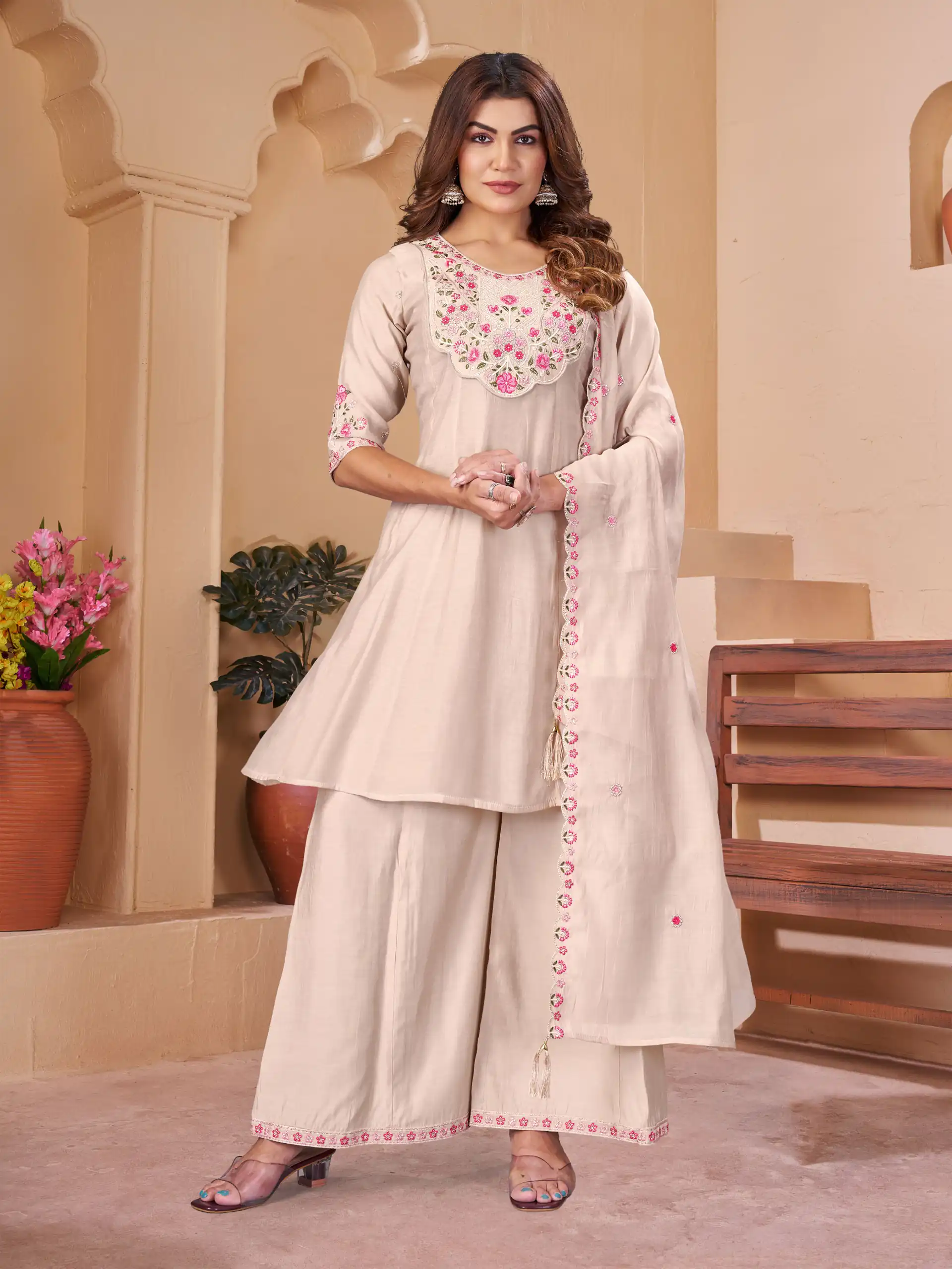 Glowing Chiku Mal Chanderi Thread Work Salwar Suit