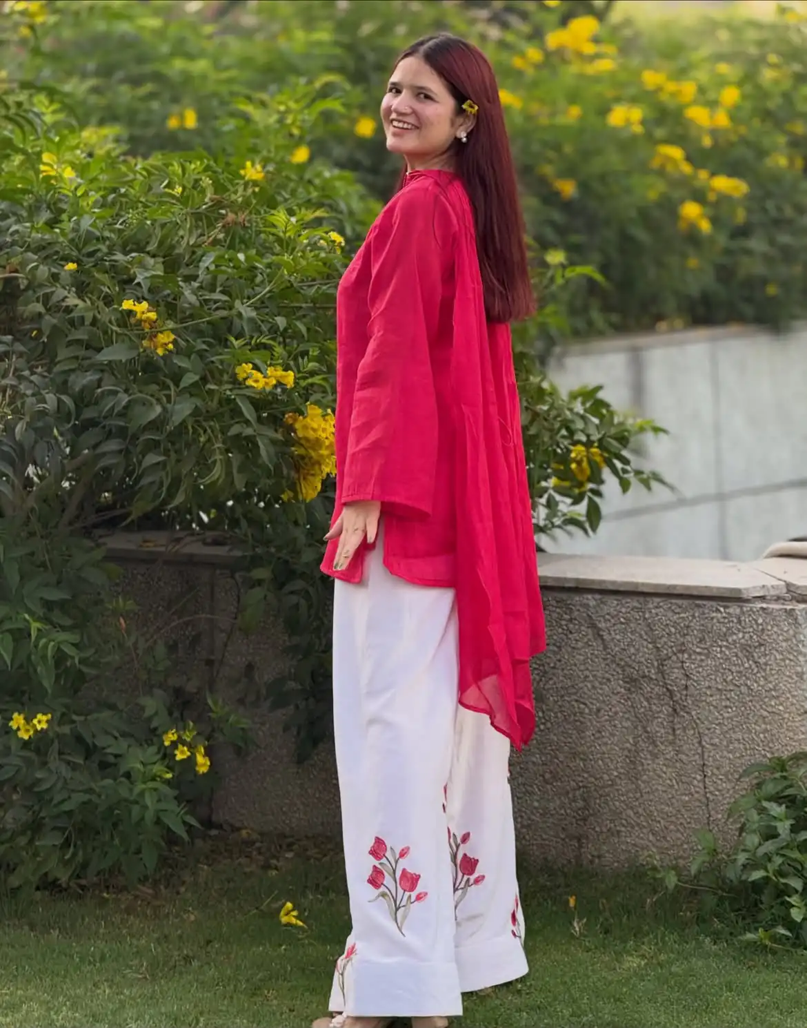 Glowing Red Mal Chanderi Cotton Embroider Work Salwar Suit - Image 4