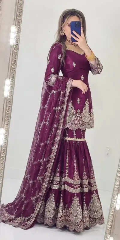 Alternative view of Super Wine Fendy Crush Sequins Work Salwar Suit