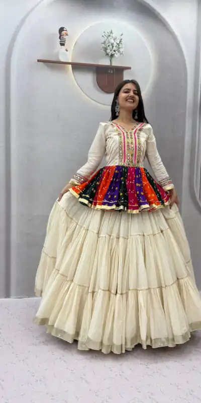 PC 600 White in Pure Cotton Mirror Work & Gamthi Work Lehenga Choli . Exclusive Offer ₹3049. Delivery 4-6 Working Days. Shop now. | Bollywood Lehenga, Creative Lehenga, Designer Lehenga, Embroidered Lehenga, Lehenga, Party Wear Lehenga