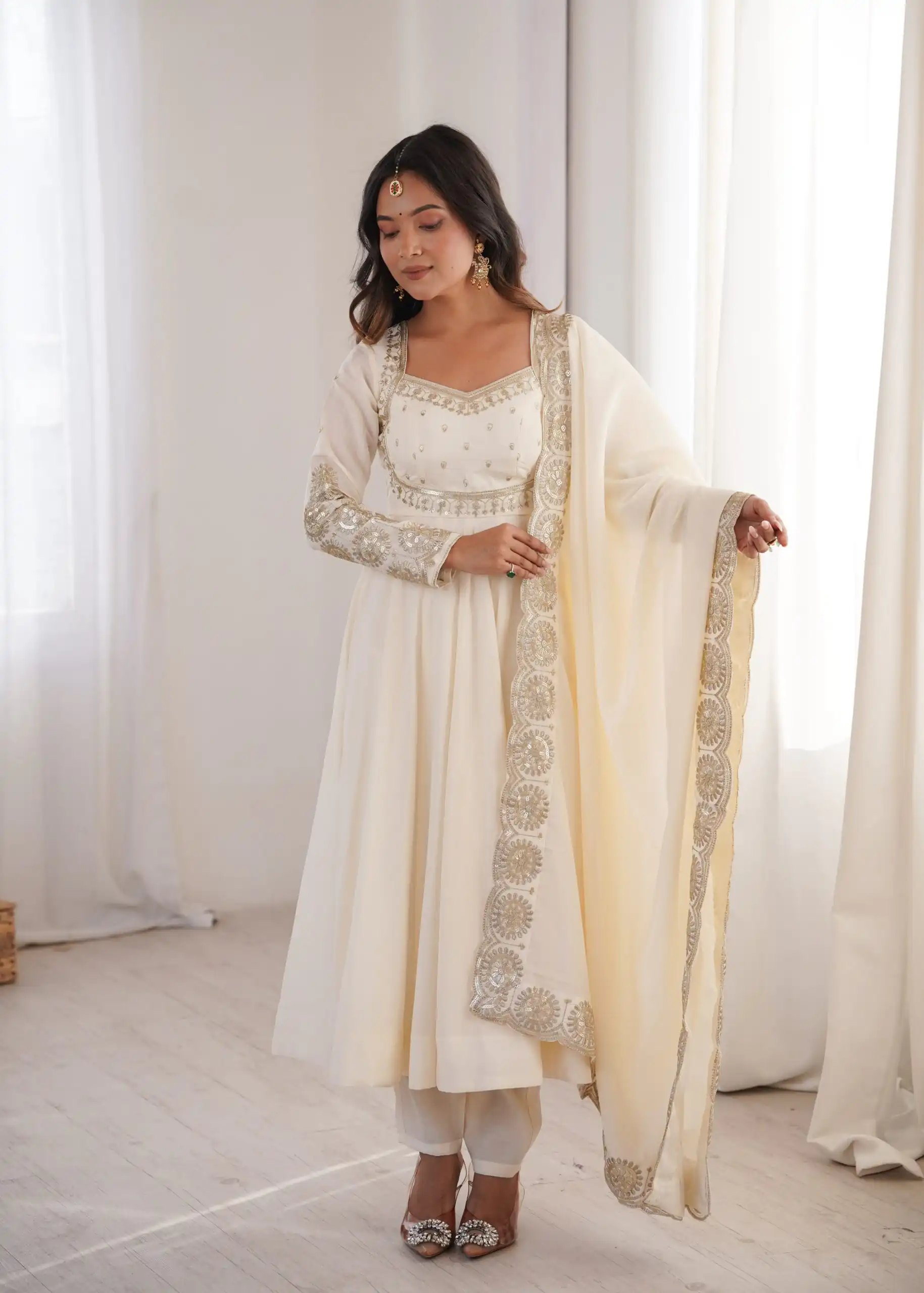 ZF 5026  White Colour Roman Silk Salwar Suit with Embroidery Work. Best Price ₹2399. Delivery 4-6 Working Days. Online Shop now. | Anarkali Suits, Bollywood Anarkali, Creative-Anarkali, Designer Anarkali, Embroidered Anarkali, Party Wear Anarkali