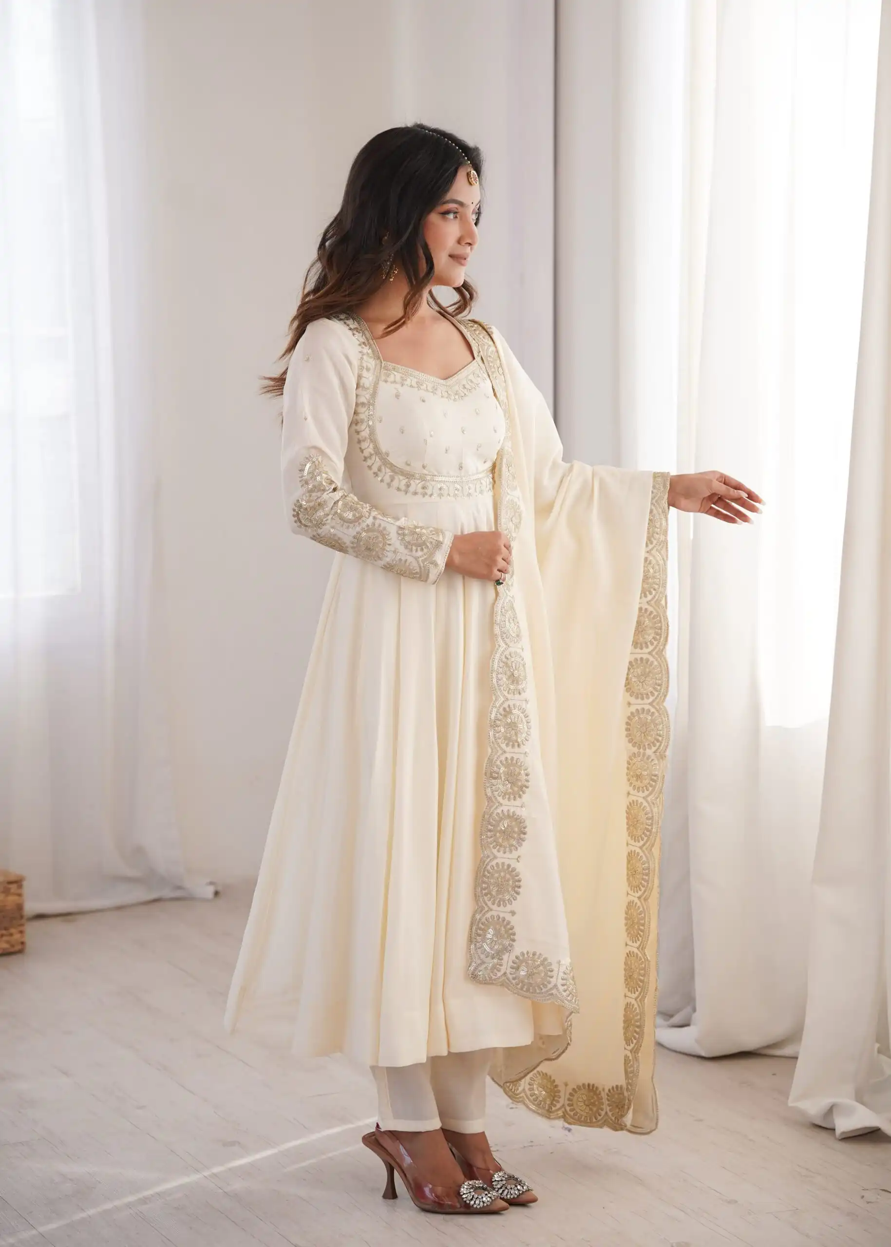 ZF 5026  White Colour Roman Silk Salwar Suit with Embroidery Work. Best Price ₹2399. Delivery 4-6 Working Days. Online Shop now. | Anarkali Suits, Bollywood Anarkali, Creative-Anarkali, Designer Anarkali, Embroidered Anarkali, Party Wear Anarkali