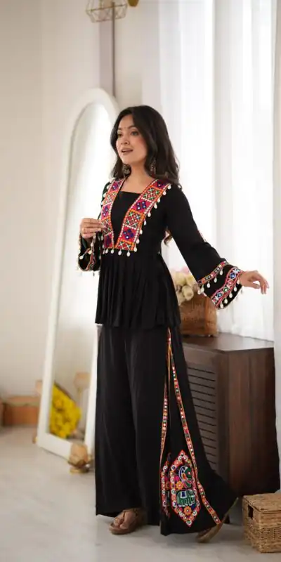 SP 93 Black Rayon Salwar Suit with Embroidery Work & Thread Embroidery. Best Price ₹2149. Delivery 4-6 Working Days. Shop now. | Casual Suits, Jump Suits, Creative suits, Designer Suits, Palazzo Suits, Party Wear Suits, Patiala Suits, Salwar suit, Straight Suits