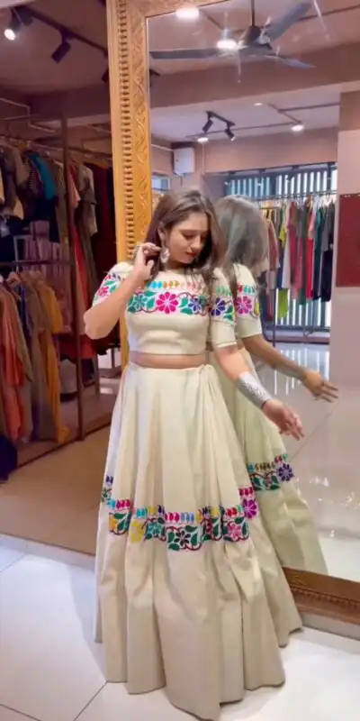 AD 211 White Kora Cotton Lehenga Choli erfect for Wedding, Party, Haldi, Traditional Day, Makar Sankranti – . Special Price ₹2049. Delivery 4-6 Working | Bollywood Lehenga, Creative Lehenga, Designer Lehenga, Embroidered Lehenga, Lehenga, Party Wear Lehenga