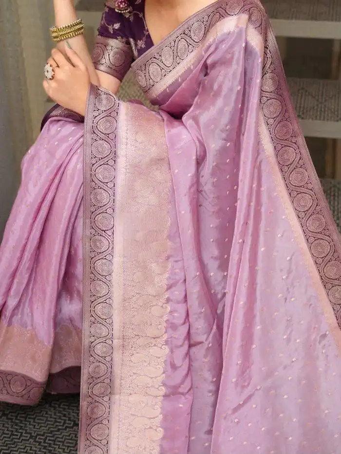 Alluring Lavender Soft Silk Jacquard All Over Saree - Image 4