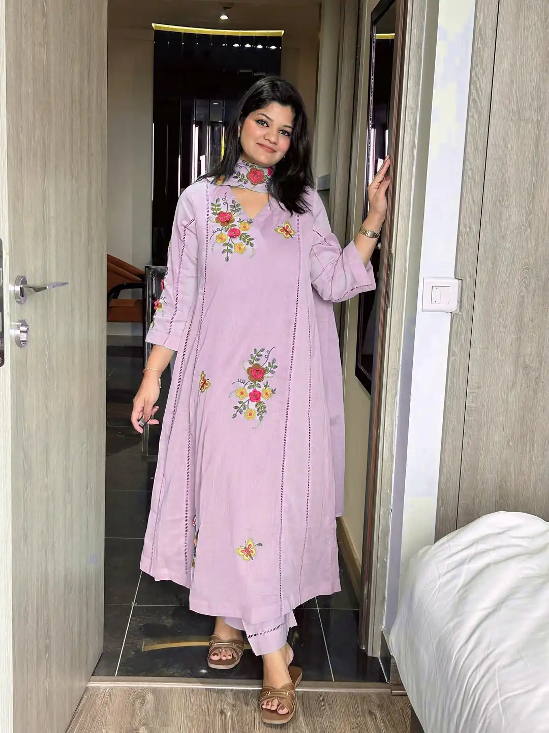 Fancy Pink Air Tex Chinon Embroidery Work Salwar Suit - Image 2