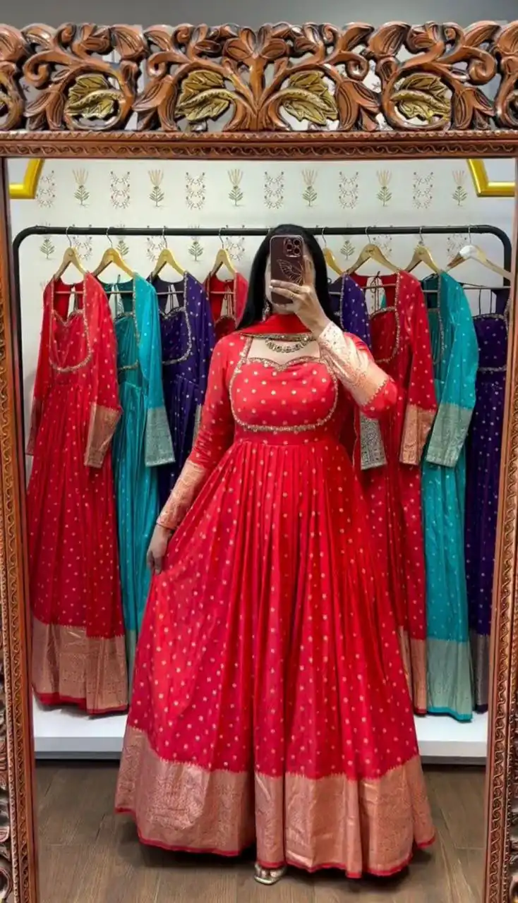 Fancy Red Jacquard Wiving Embroidery Zari Work Gown - Image 2