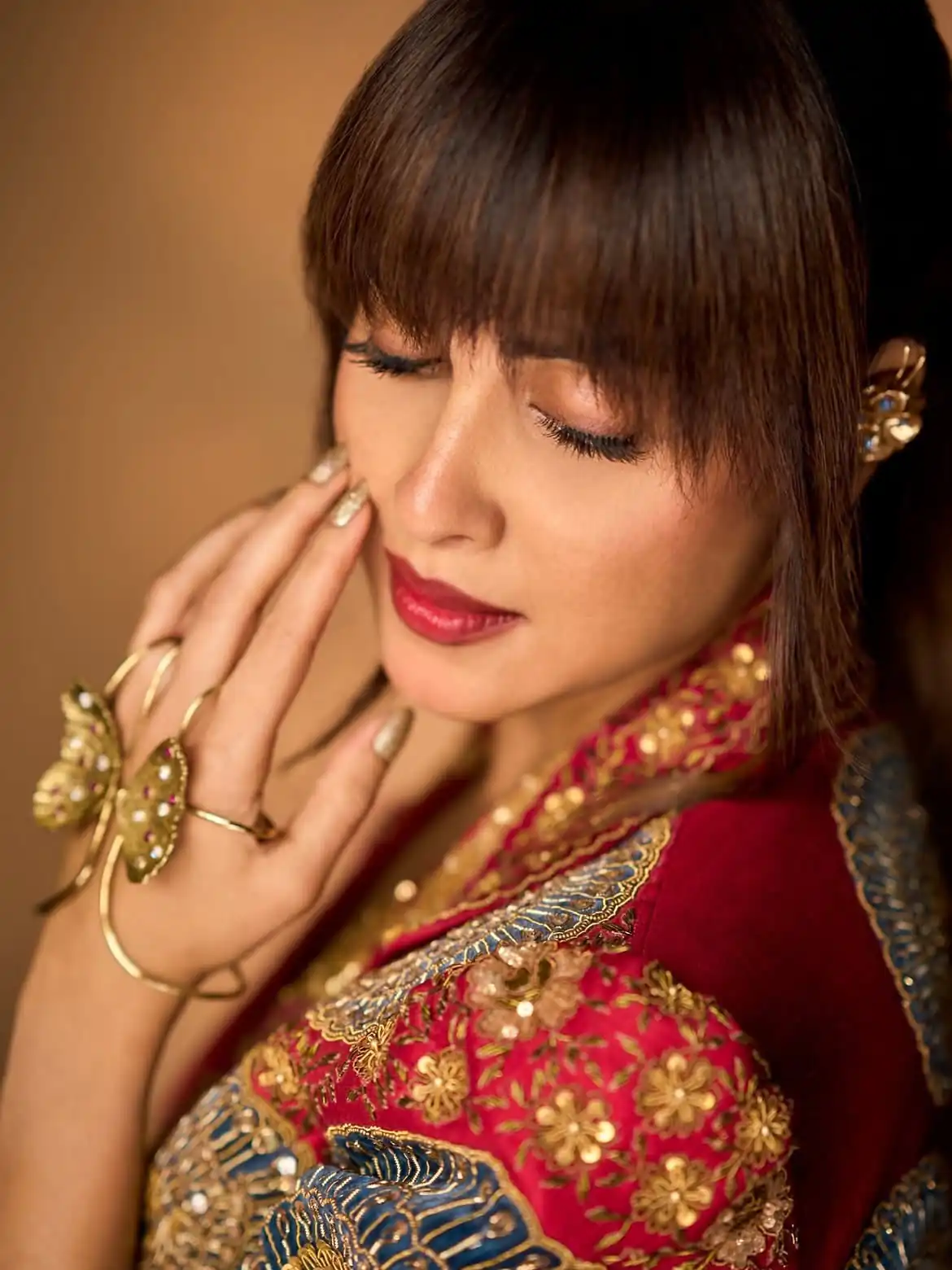 Fancy Red Rangoli Crush Silk Sequins Work Lehenga Choli - Image 5