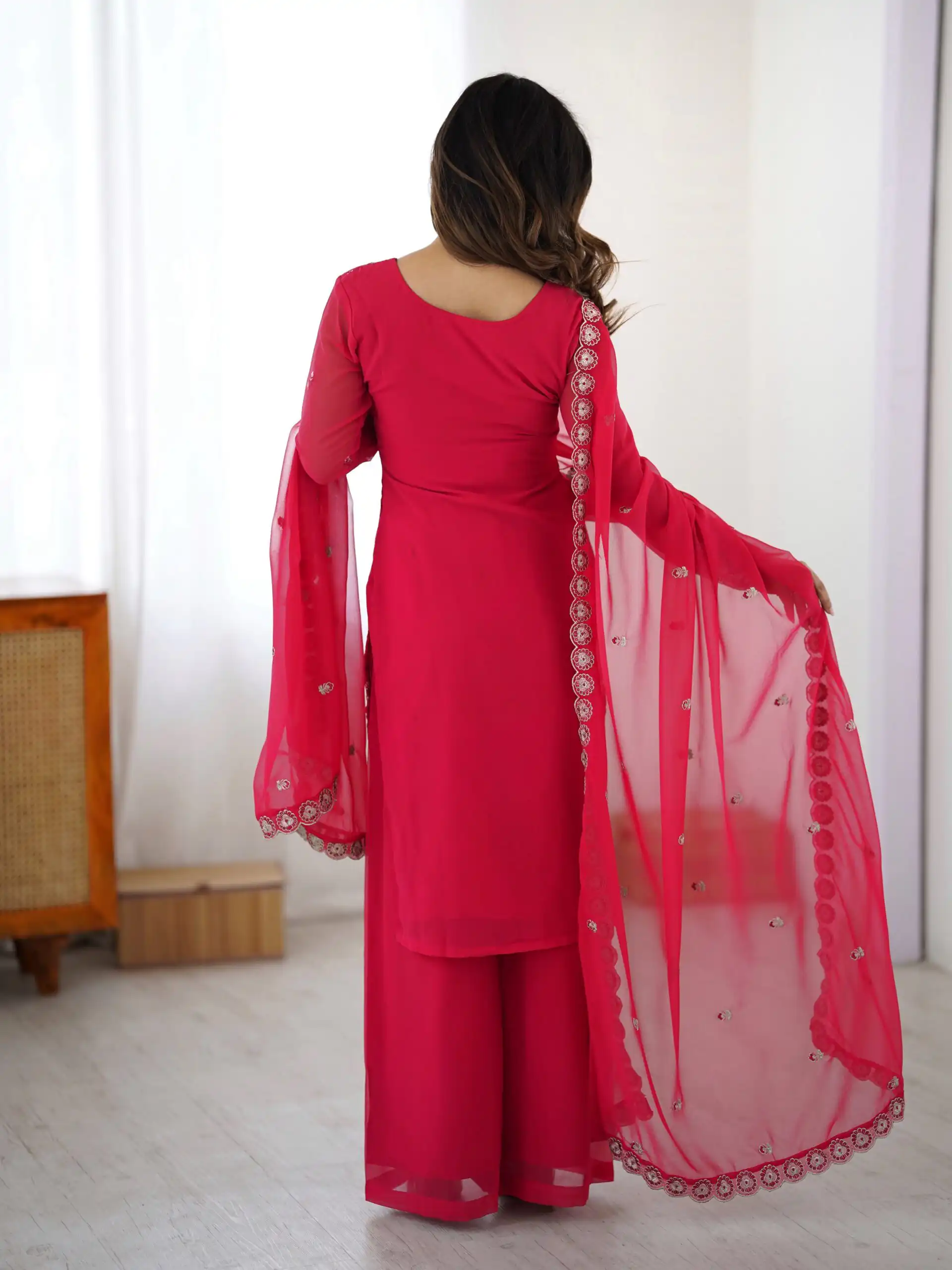 Perfect Pink Faux Georgette Thread Work Salwar Suit - Image 5