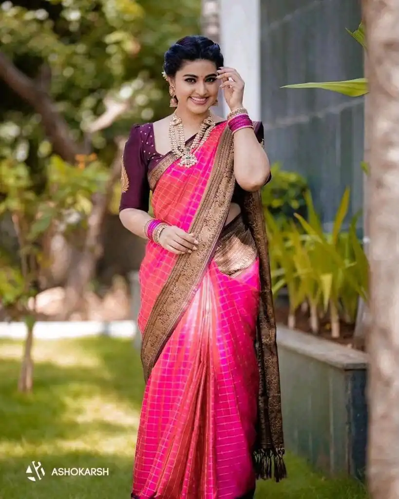 Perfect Pink Lichi Silk Jacquard Border Work Saree