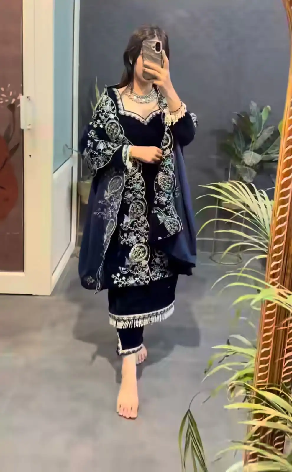 Super Navy Blue Viscose Velvet Embroider Work Salwar Suit