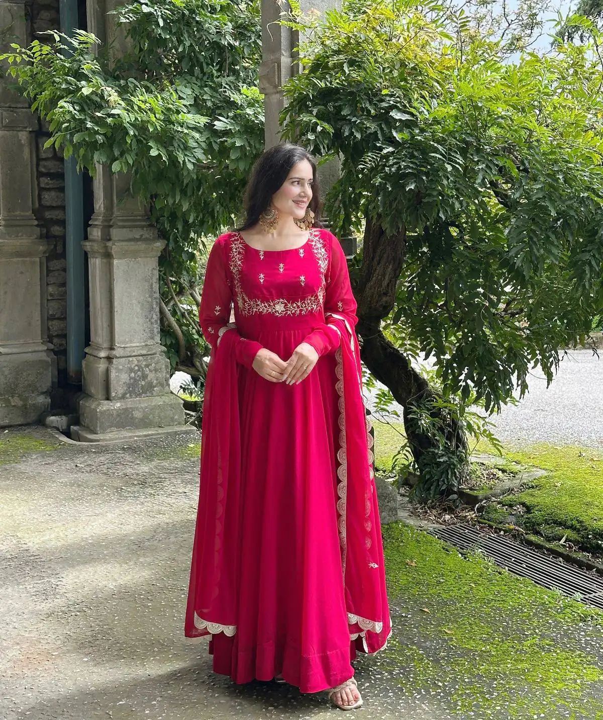 ZB 5078 Pink Faux Georgette Gown with Mirror Work & Embroidery Work. Get it for ₹2199. Delivery 4-6 Working Days. Online Shop now. | Bollywood Gowns, Creative Gowns, Designer Gowns, Embroidered Gowns, Gowns, Party Wear Gowns