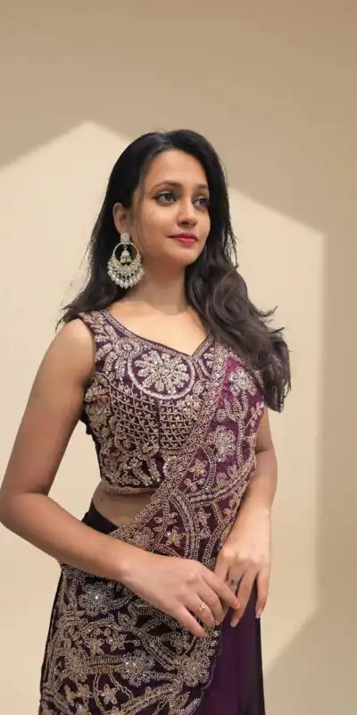 ST 1182 Wine in Rangoli Silk. Lace Work & Embroidery Work Saree Special Price ₹1999. Delivery 4-6 Working Days. Shop now. | Creative Sarees, Bollywood Sarees, Designer Sarees, Embroidered Sarees, Ethnic Saree, Modern Digital sarees, Party Wear Sarees, Sarees