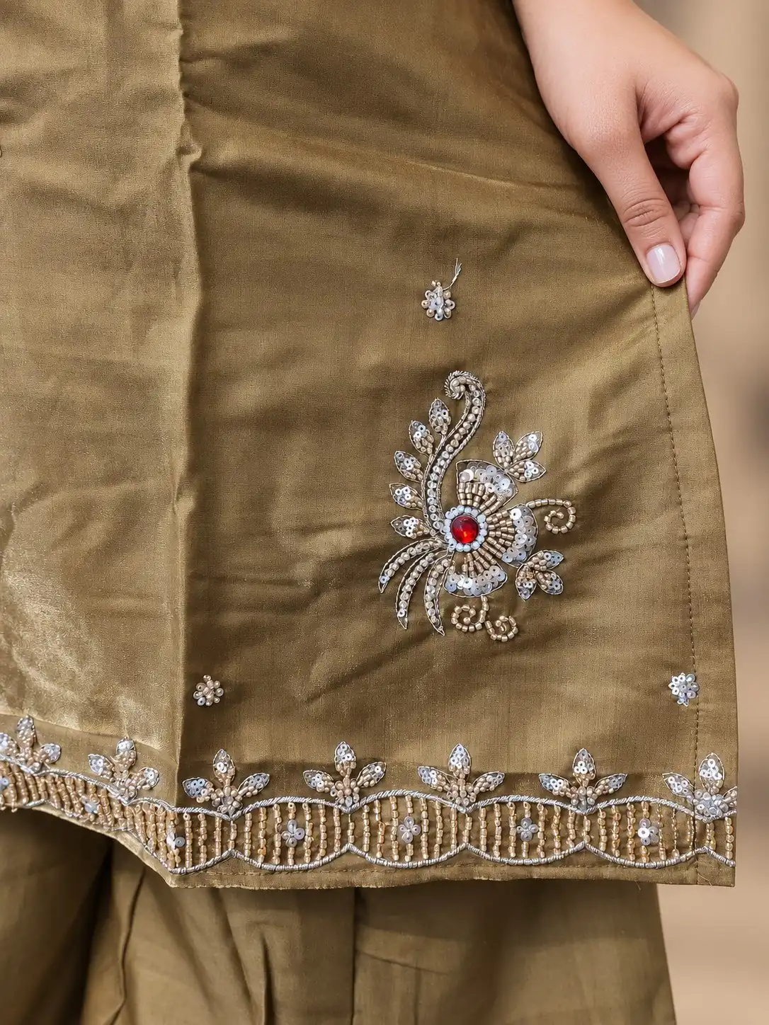 DIVA 188 Brown Glass Silk Salwar Suit Perfect for Wedding, Party, Durga Puja, Haldi, Makar Sankranti –Available at ₹2799 only. Delivery 4-6 Working Days | Casual Suits, Jump Suits, Creative suits, Designer Suits, Palazzo Suits, Party Wear Suits, Patiala Suits, Salwar suit, Straight Suits