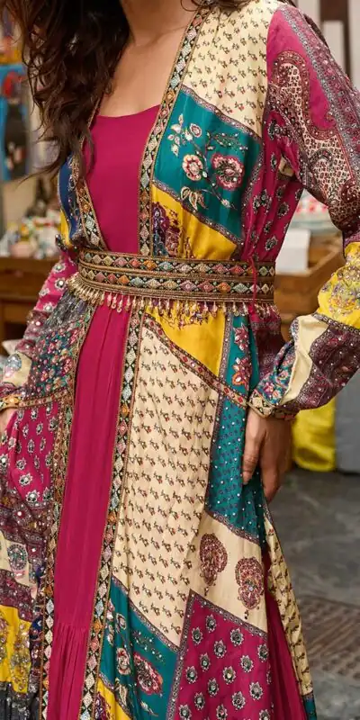 FC 20034 Pink Crepe Silk Shrug Suit Perfect for Wedding, Party, Festival Celebrations, Holi, Pooja – . Introductory Price ₹3049. Delivery 4-6 Working | Casual Suits, Jump Suits, Creative suits, Designer Suits, Palazzo Suits, Party Wear Suits, Patiala Suits, Salwar suit, Straight Suits