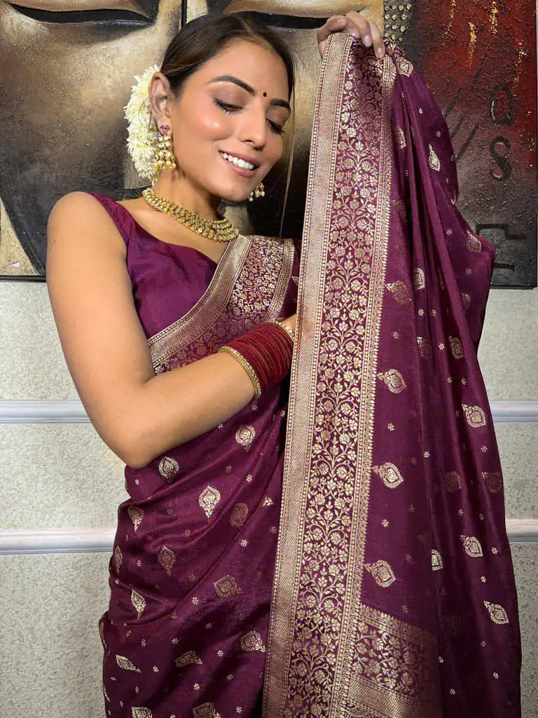 Wine Soft Lichi Silk Border Jacquard Work Saree - Image 3