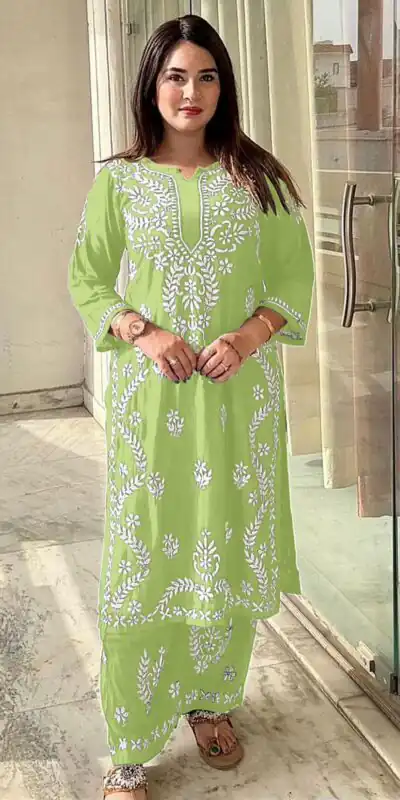 Pista Rayon Wid Lakhnavi  Style Work Kurti