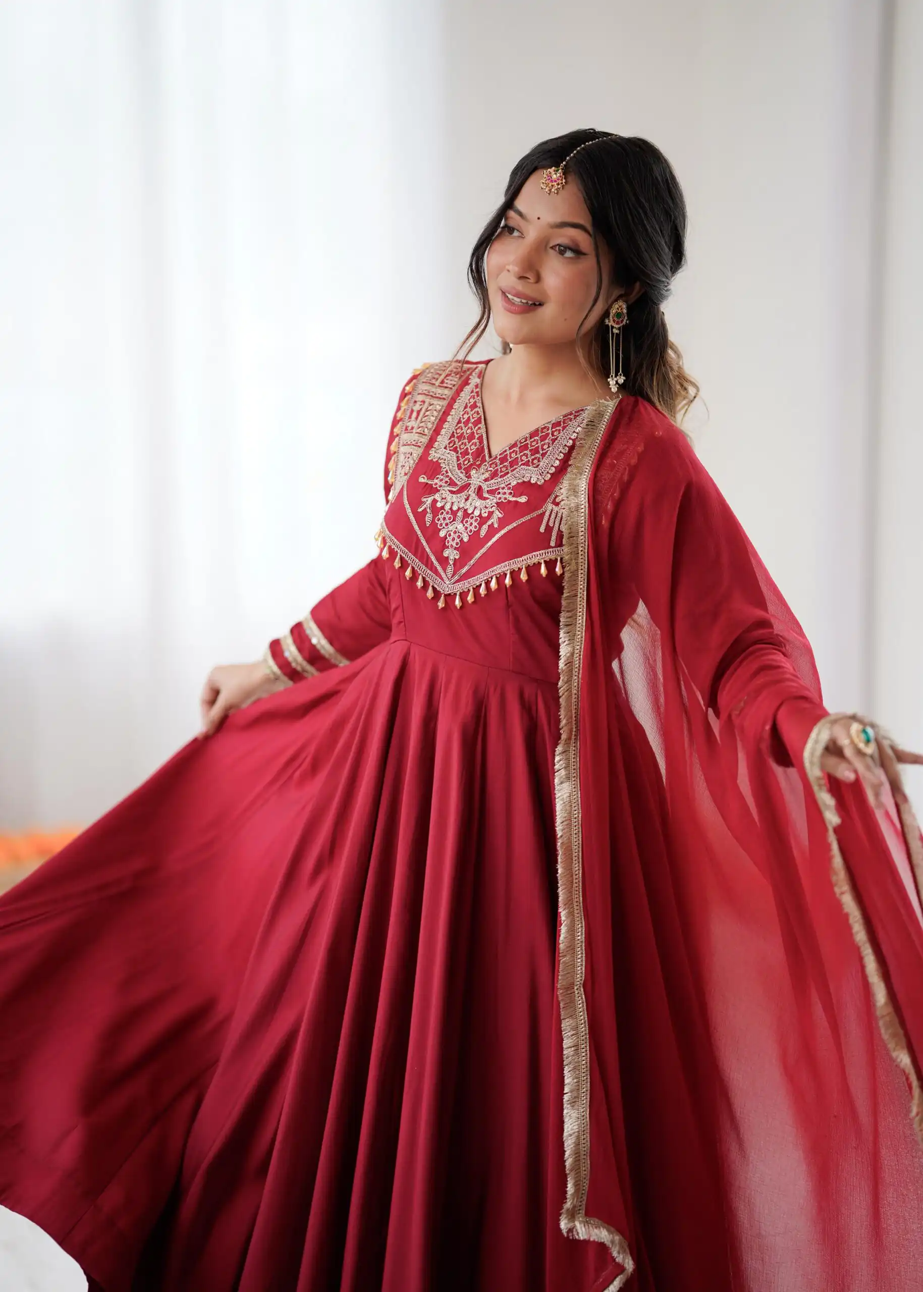 Red Roman Silk Lace Work Border Gown - Image 4