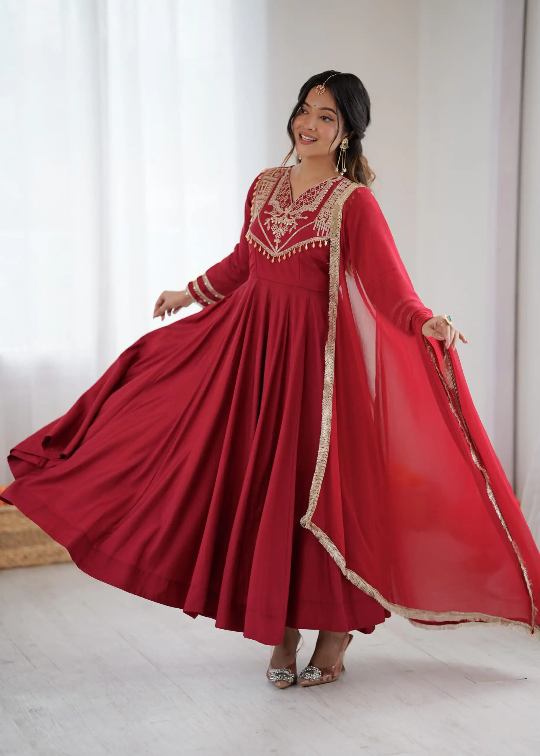 Red Roman Silk Lace Work Border Gown - Image 15